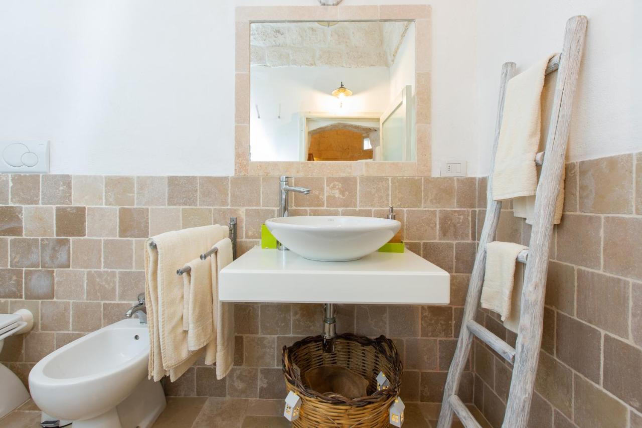 Lovely Stone House In Ostuni Esterno foto
